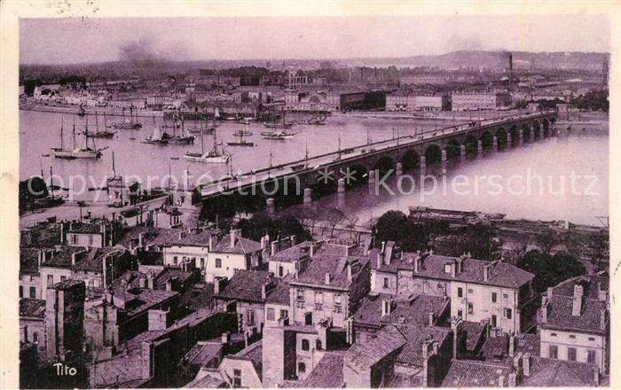 Bordeaux Vue generale prise de la Tour St Michel