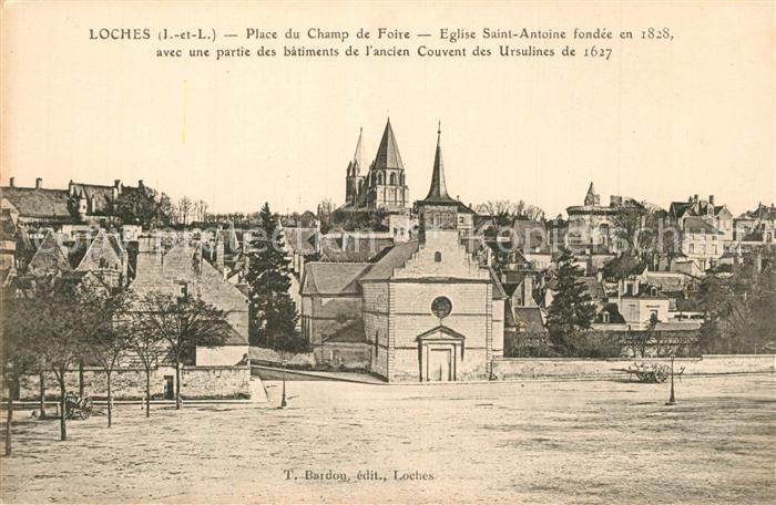 Loches Indre et Loire Place du Champ de Foire Eglise Saint Antoine avec une part