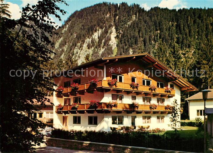 Mayrhofen Zillertal Gaestehaus Hochmuth Zillertaler Alpen