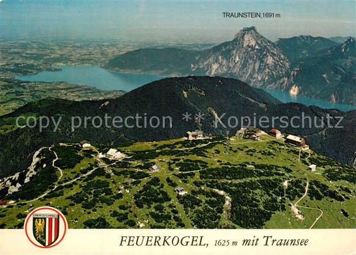 Ebensee Oberoesterreich mit Feuerkogel und Traunsee Fliegeraufnahme