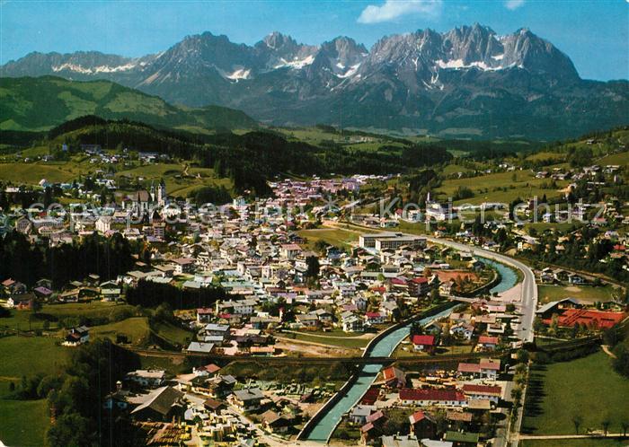 Kitzbuehel Tirol Fliegeraufnahme mit Wildem Kaiser
