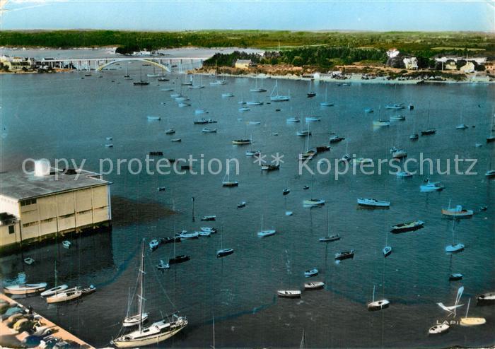 La Trinite-sur-Mer La criee et vue sur le Port