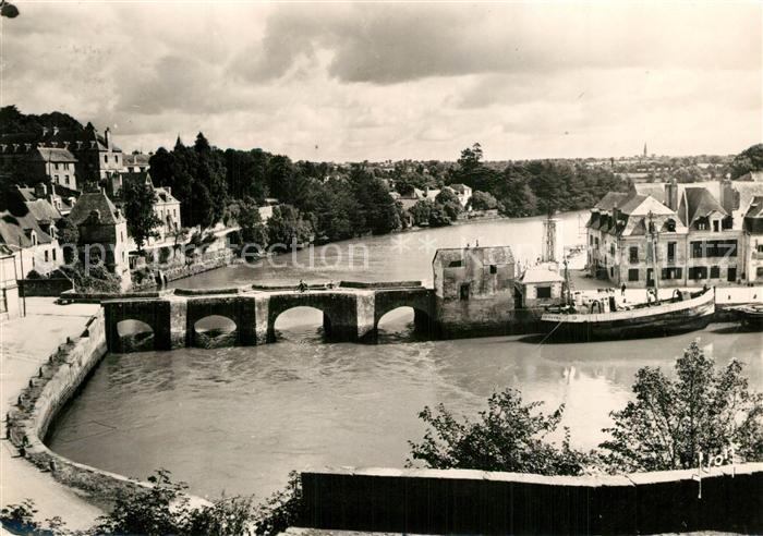 Auray Vieux Pont sur la Riviere Le Loch a Sai
