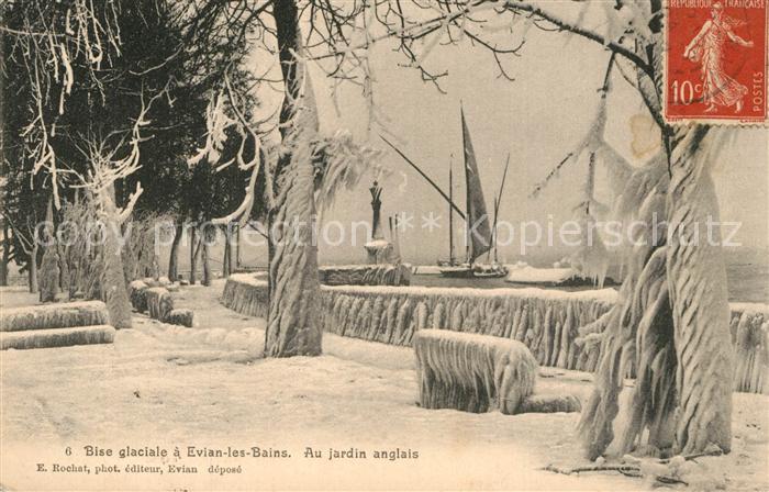 Evian-les-Bains Haute Savoie Au jardin anglais