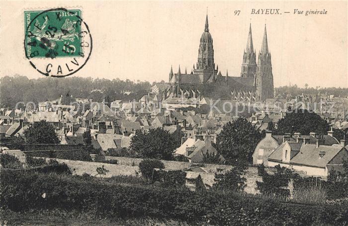 Bayeux Vue generale avec Cathedrale