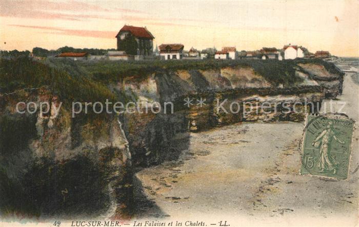 Luc-sur-Mer Les Falaises et les Chalets