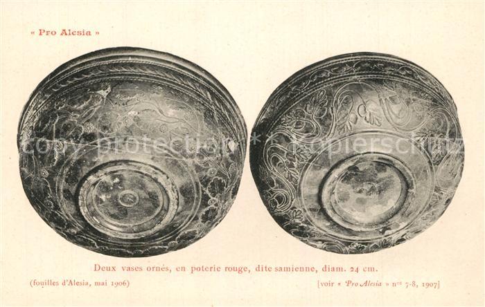 Alesia(Roman War) Alise-Sainte-Reine Deux vases ornes en poterie rouge dite sami