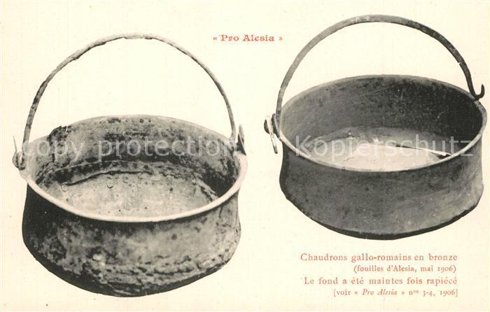 Alesia(Roman War) Alise-Sainte-Reine Chaudrons gallo romains en bronce Le fond a