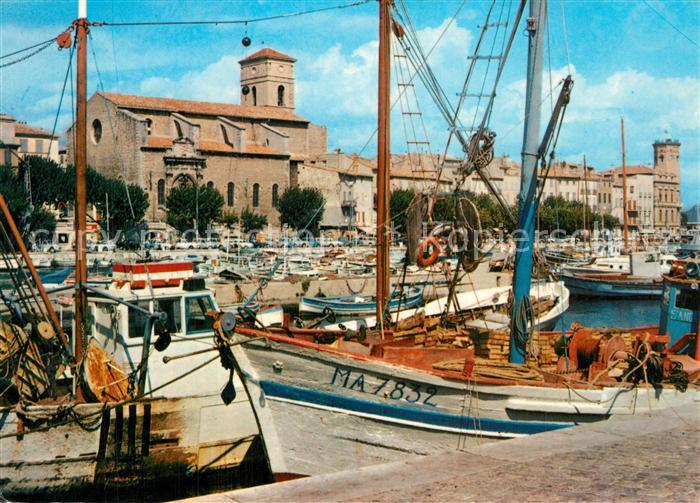 La Ciotat Les chalutiers dans le port