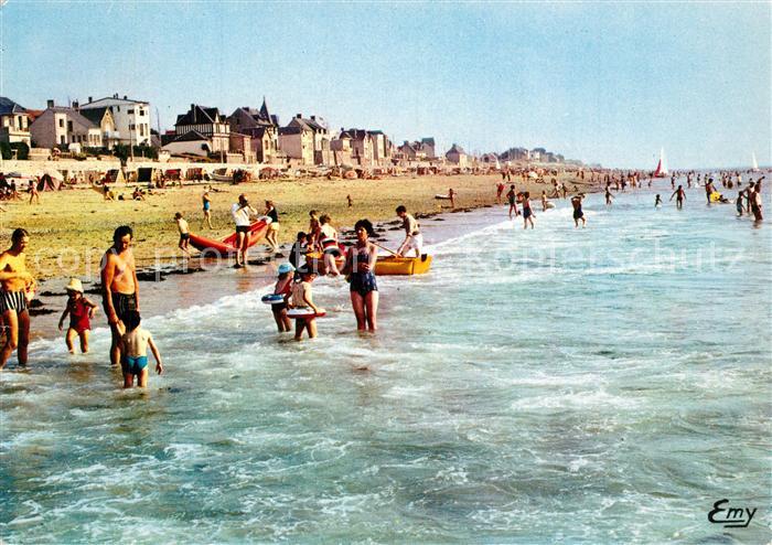 Coutainville La plage a l’heure du bain