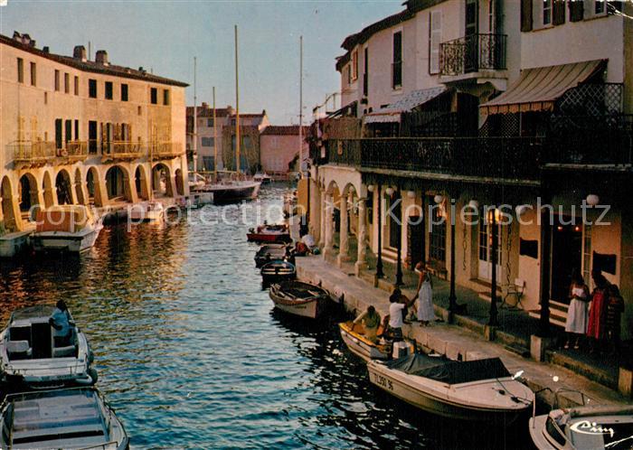 Port Grimaud Häuserpartie am Kanal