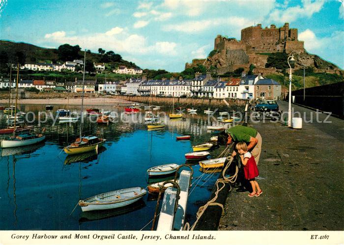 Jersey Kanalinsel Gorey Harbour and Mont Orgueil Castle