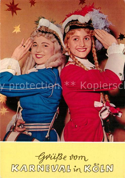 Koeln Rhein Blau und Rote Funken im Koelner Karneval