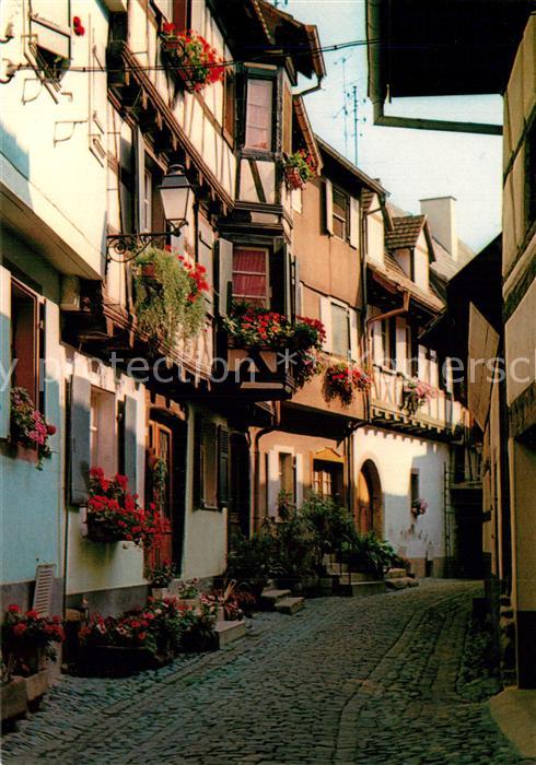 Eguisheim Haut Rhin Ruelle aux maisons pittoresques