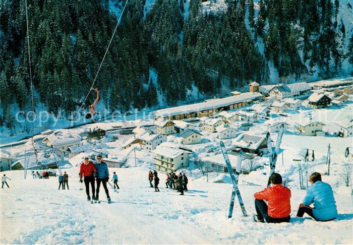 Viehhofen Salzburg Winterlandschaft Skifahrer Schlepplift