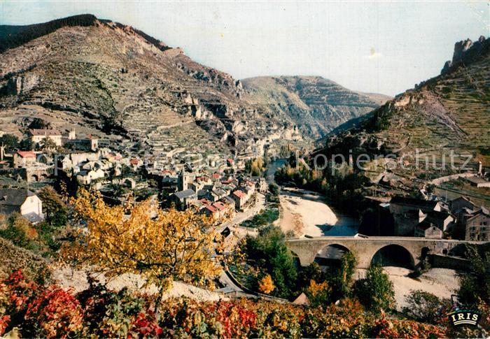 Sainte-Enimie Panorama cité médiévale Les Gorges du Tarn
