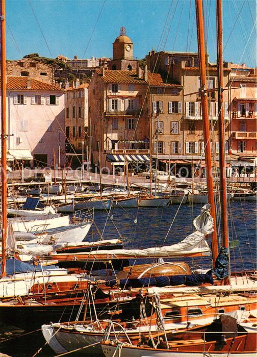 Saint Tropez Var Pespective sur le port Yachts Voiliers
