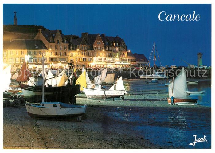 Cancale Le port et les quais vus de nuit