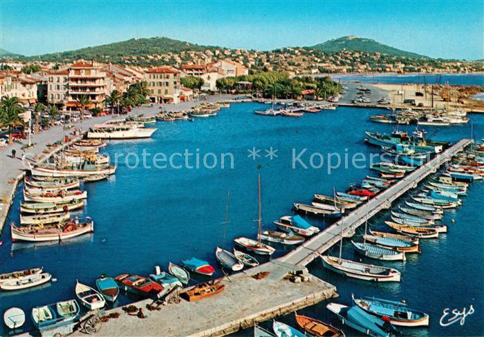 Sanary-sur-Mer Le port et au loin Les Lônes vue aérienne