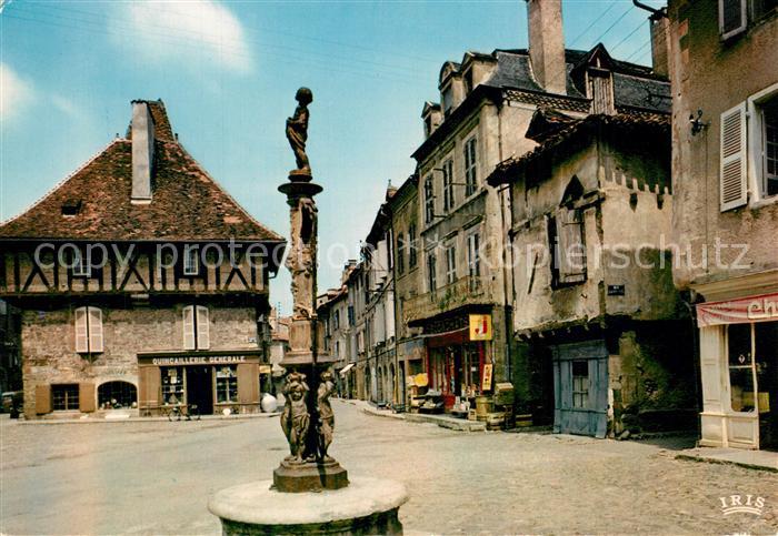 Saint-Cere Place du Mercadial