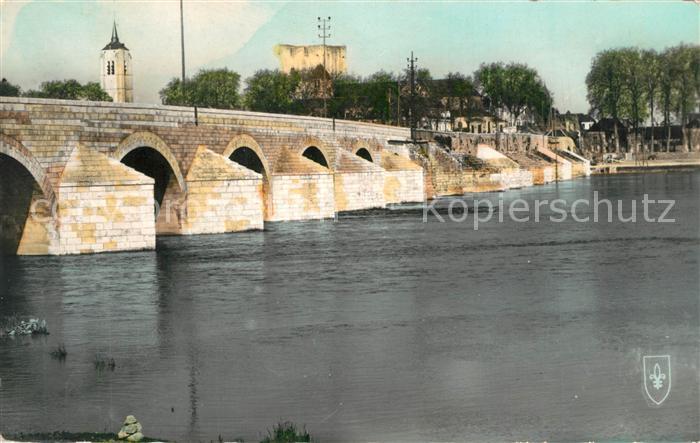 Beaugency Pont sur la Loire Clocher Saint Firmin et Tour de Cesar