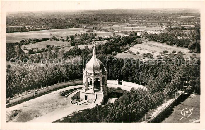 Sainte-Anne-d Auray Monument eleve a la Memoire des Bretons Morts pour la Patrie