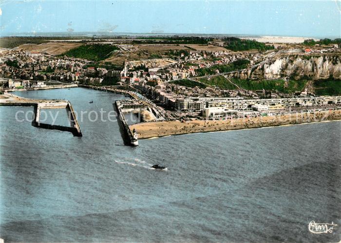 Le Treport Vue generale aerienne du Port et de la Plage