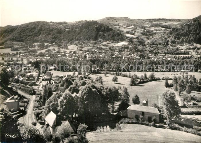 Vic-sur-Cere Vue prise de l'Etablissement