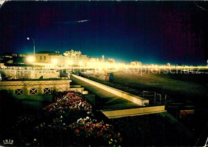 Les Sables-d Olonne La plage et le front de mer illumines