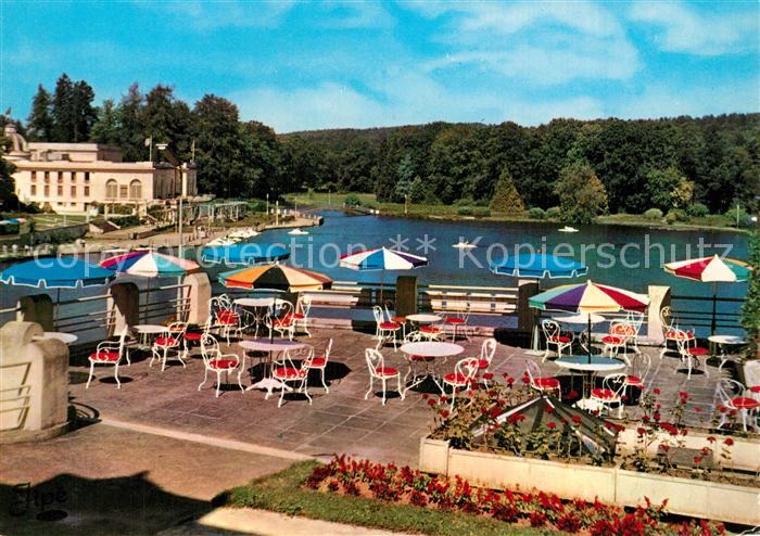 Bagnoles-de-l Orne Station Thermale Vue sur le Casino du Lac