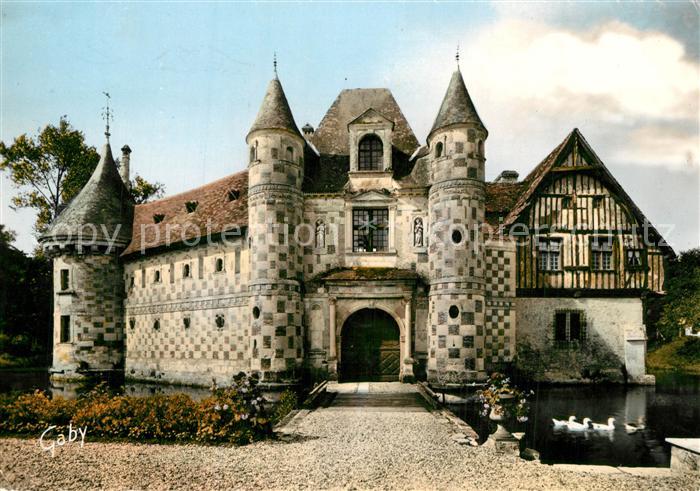 Saint-Germain-de-Livet Le Chateau La Facade