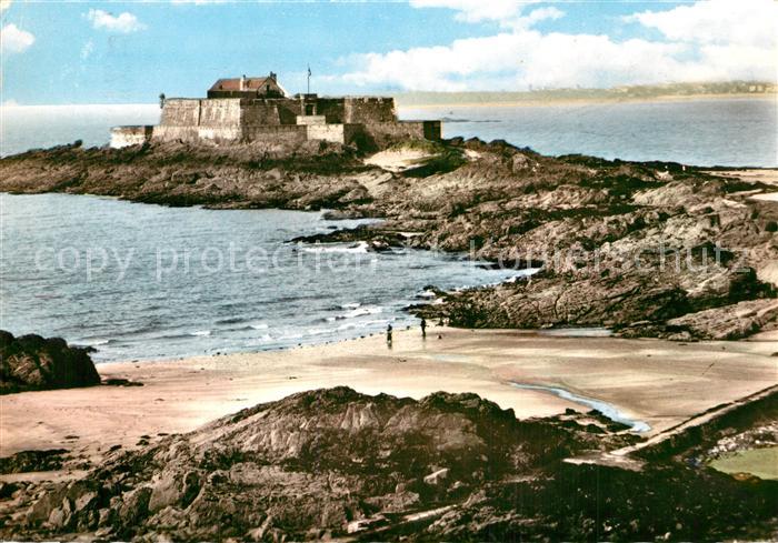 Saint-Malo 35 La Digue des Beys