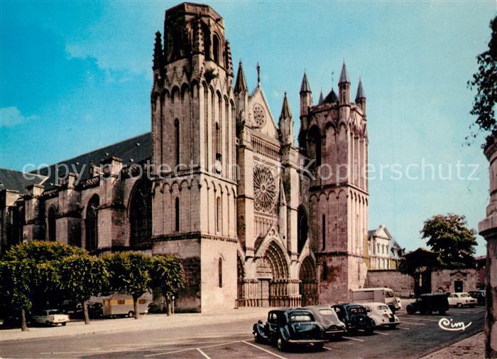 Poitiers 86 La Cathedrale St Pierre