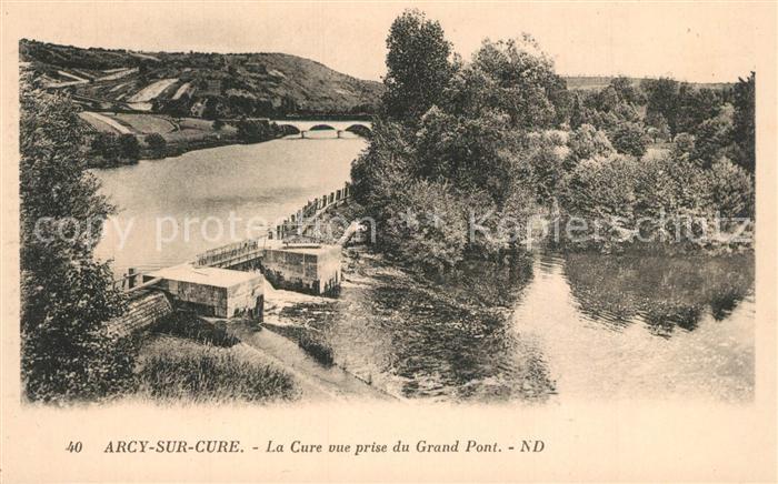 Arcy-sur-Cure Yonne La Cure vue prise du grand pont