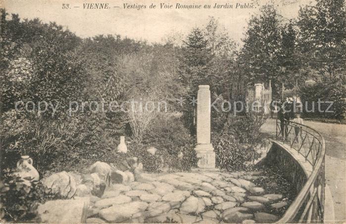 Vienne Isere Vestiges de Voie Romaine au Jardin Public