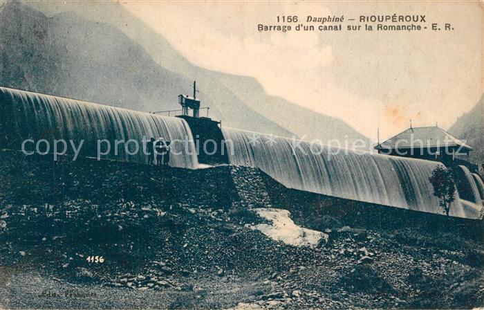 Riouperoux Barrage d_un canal sur la Romanche