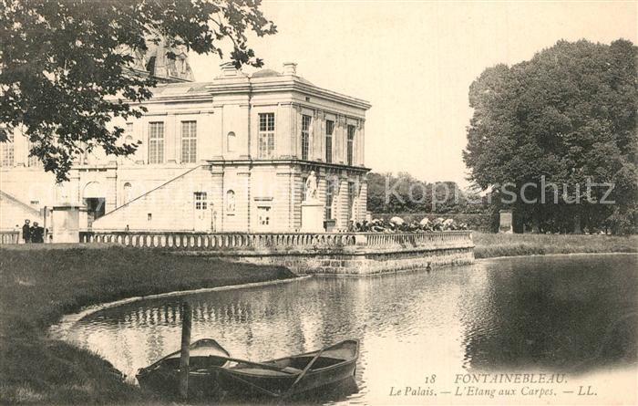 Fontainebleau Seine et Marne Palais Etang aux Carpes