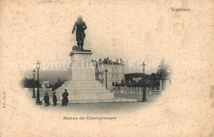Valence Tarn-et-Garonne Statue de Championnet Monument