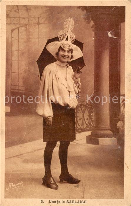 Les Sables-d Olonne Une jolie Sablaise Costumes Trachten