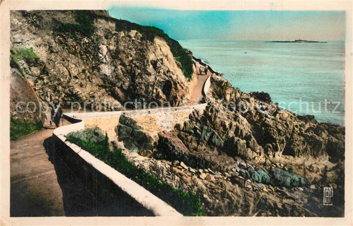 Saint-Quay-Portrieux La Promenade le long de la Côte Sauvage