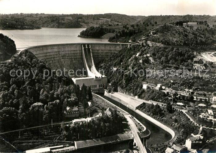 Bort-les-Orgues Vue aérienne Barrage