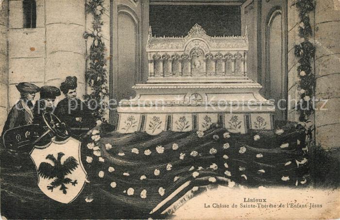 Lisieux La Chasse de Sainte Therese de l’Enfant Jesus