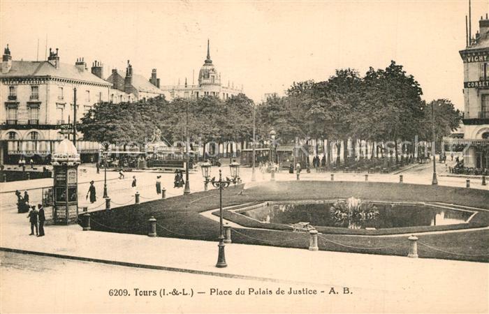 Tours Indre-et-Loire Place du Palais de Justice