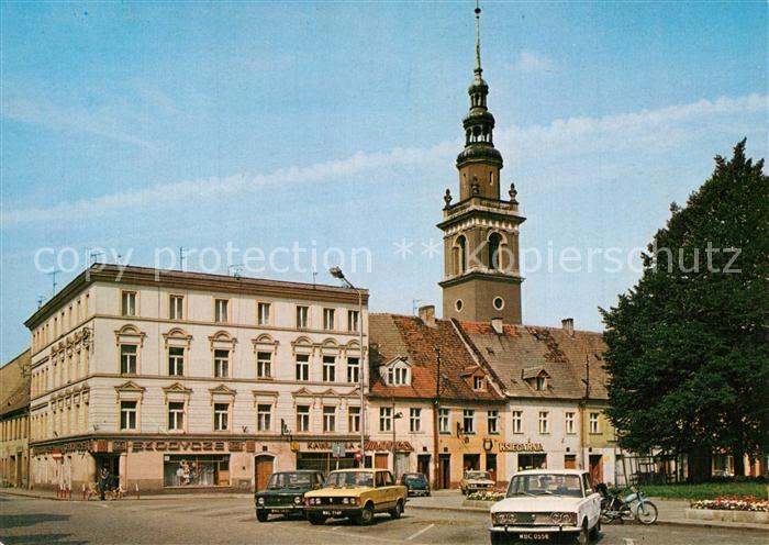 Swiebodzice Rynek w glebi wieza kosciola Sw Piotra i Pawla
