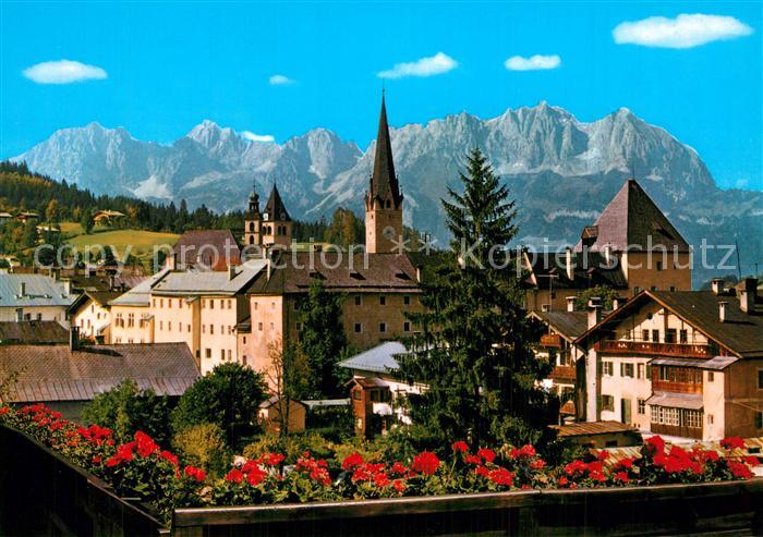 Kitzbuehel Tirol mit Kaisergebirge