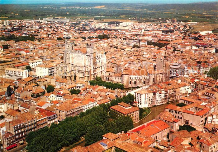 Narbonne Aude Vue aerienne sur la ville Le Palais des