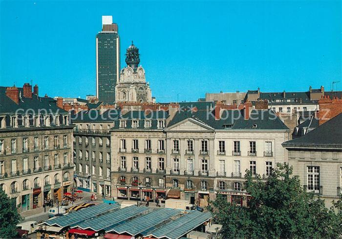 Nantes Loire Atlantique La place du Bouffay et son marche A l’a
