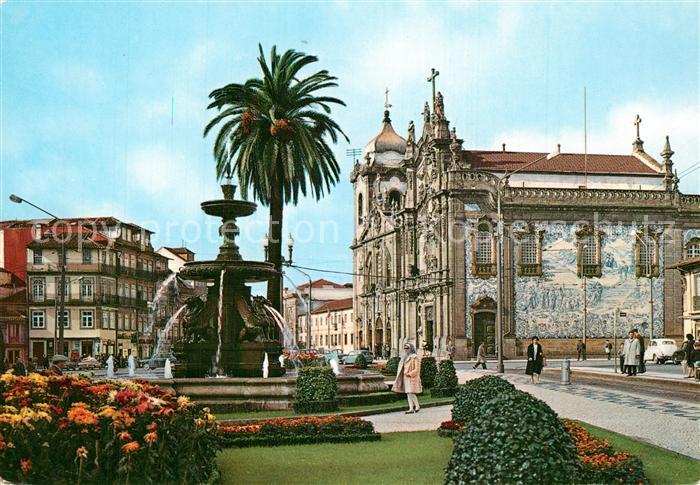 Porto Portugal Praca da Universidade Igreja Universitaetsplatz Brunnen Kirche