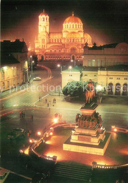 Sofia Sophia Platz Narodno Sobranie und Denkmal der Befreier bei Nacht