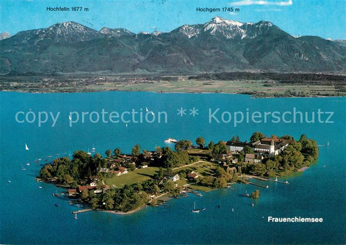 Fraueninsel Chiemsee Fliegeraufnahme mit Kloster Frauenwoerth Hochfelln und Hoch